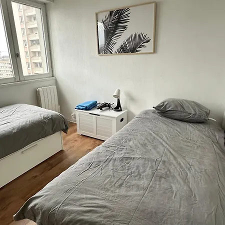 Spacious Close To Paris 14 - Appartement *