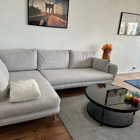 Spacious Close To Paris 14 - Appartement